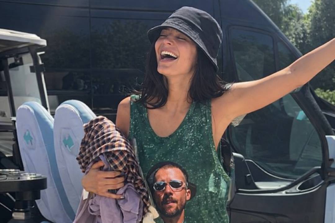 Kylie Jenner Looks Casual at Coachella, Supporting Justin Bieber