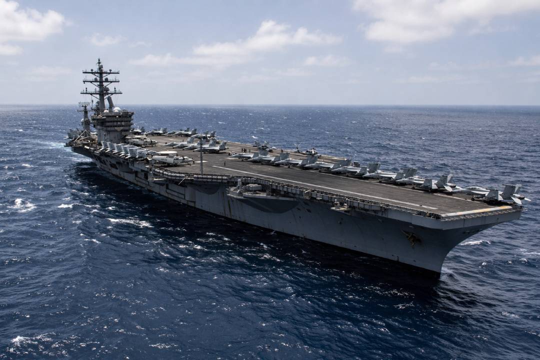US Nuclear Carrier Fires, Injures Three Sailors in Incident Off Norfolk