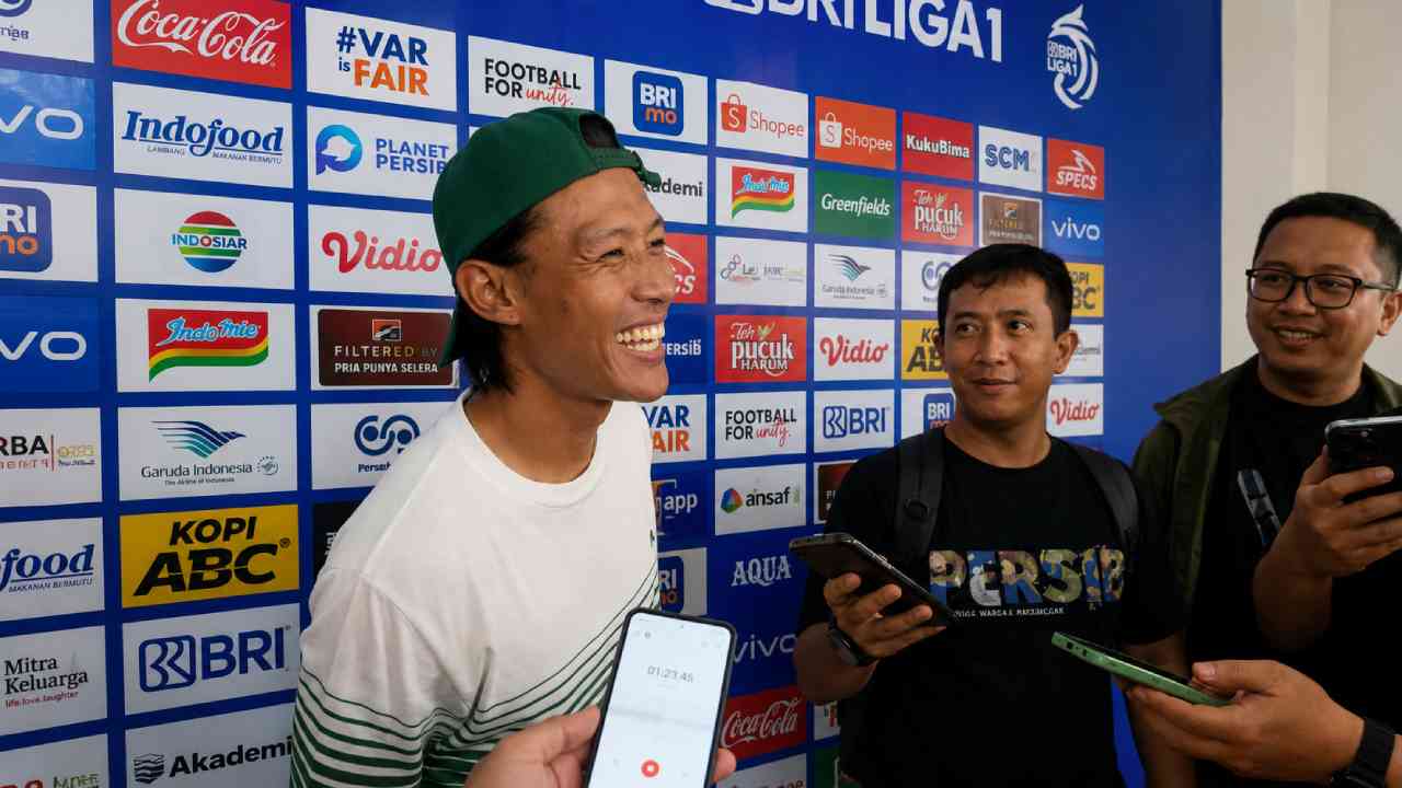 Persib Send Henhen Herdiana to PSM in Search of Regular Minutes
