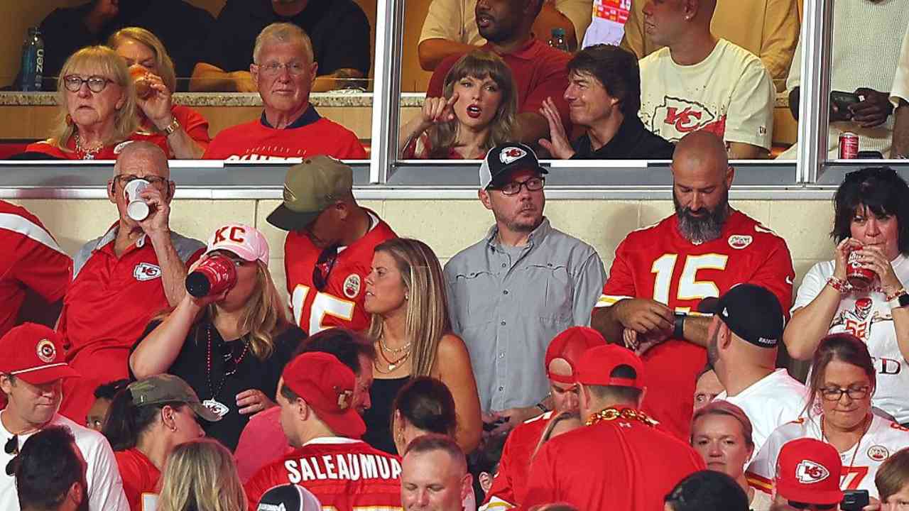 Tom Cruise Shares What Taylor Swift Told Him at Chiefs Game