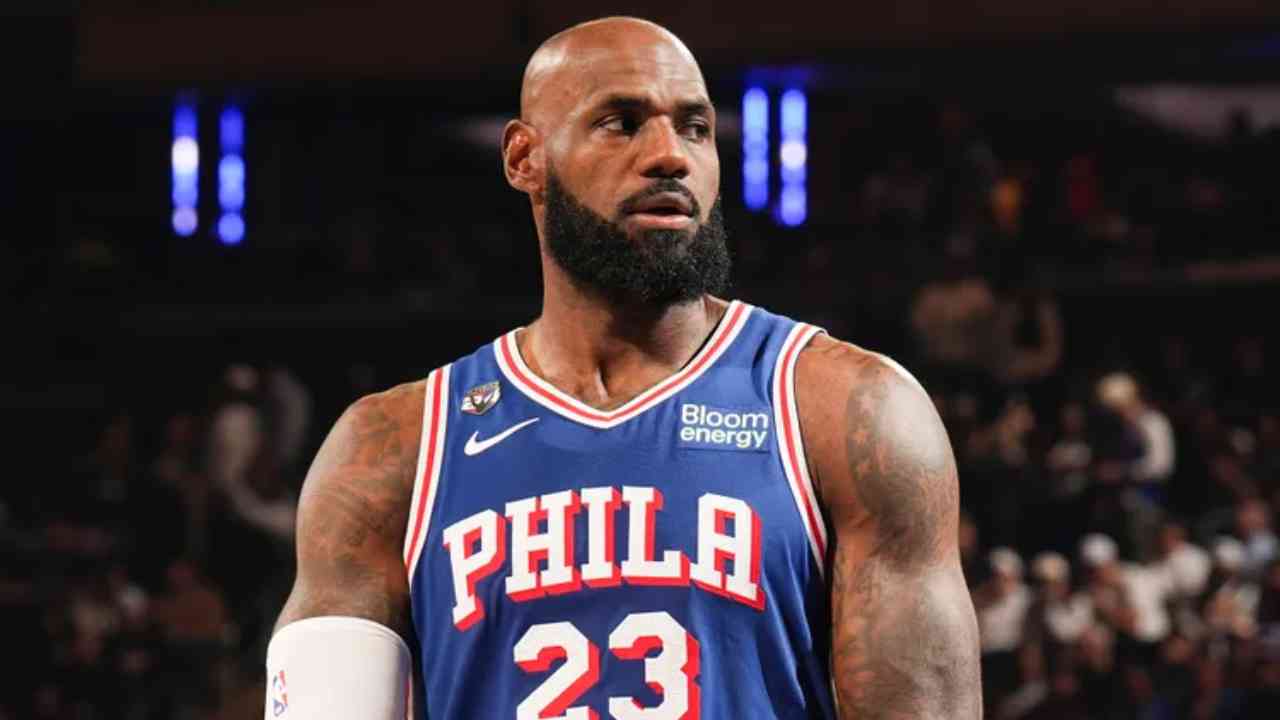 LeBron James Leads 76ers Past Knicks in Season Opener